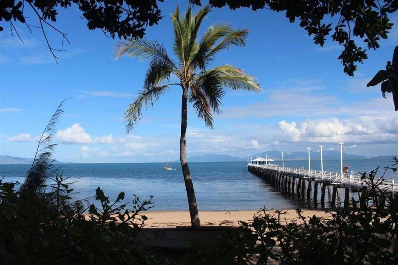 Amaroo On Mandalay Hotel Nelly Bay Exterior photo