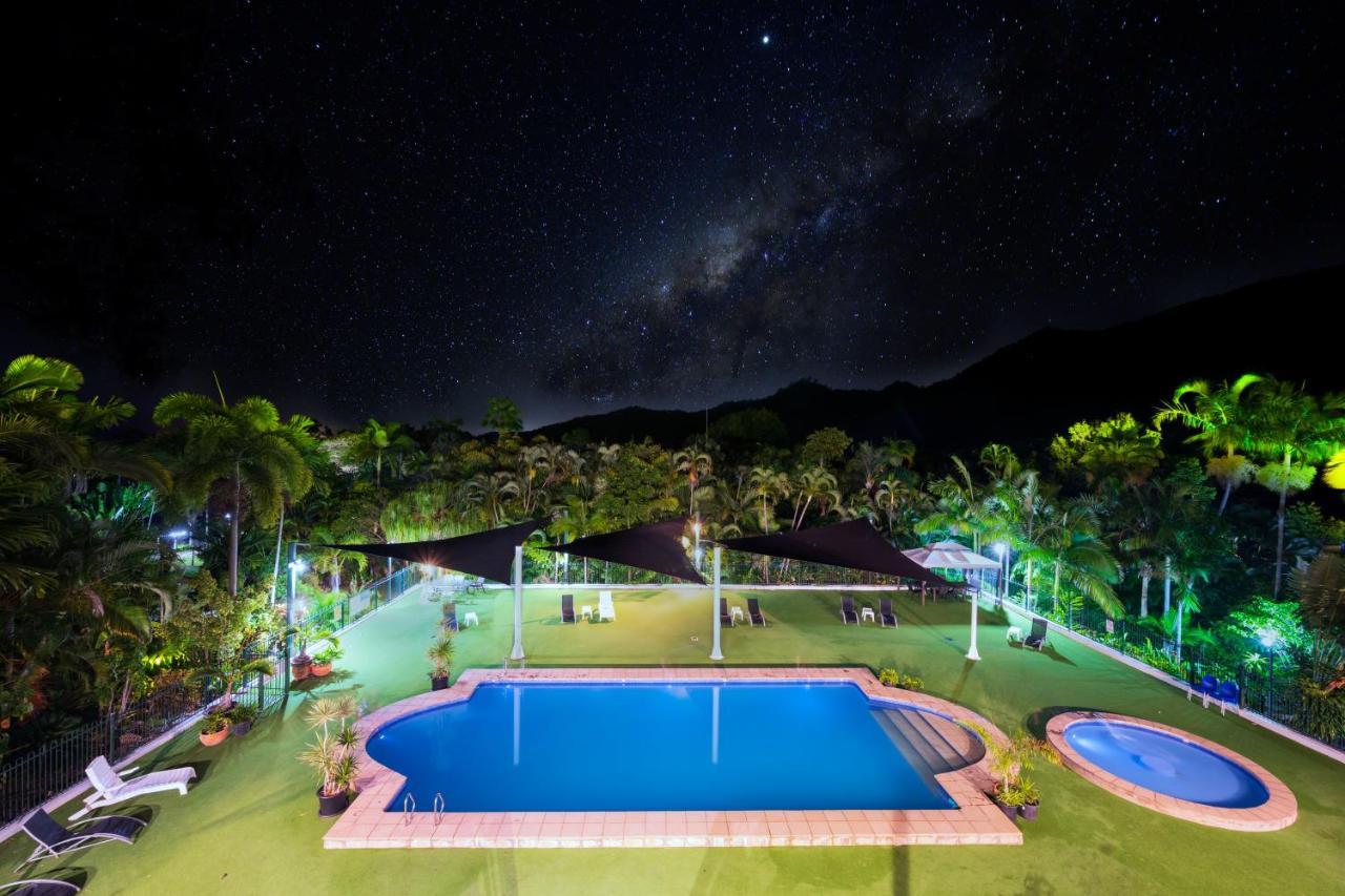 Amaroo On Mandalay Hotel Nelly Bay Exterior photo